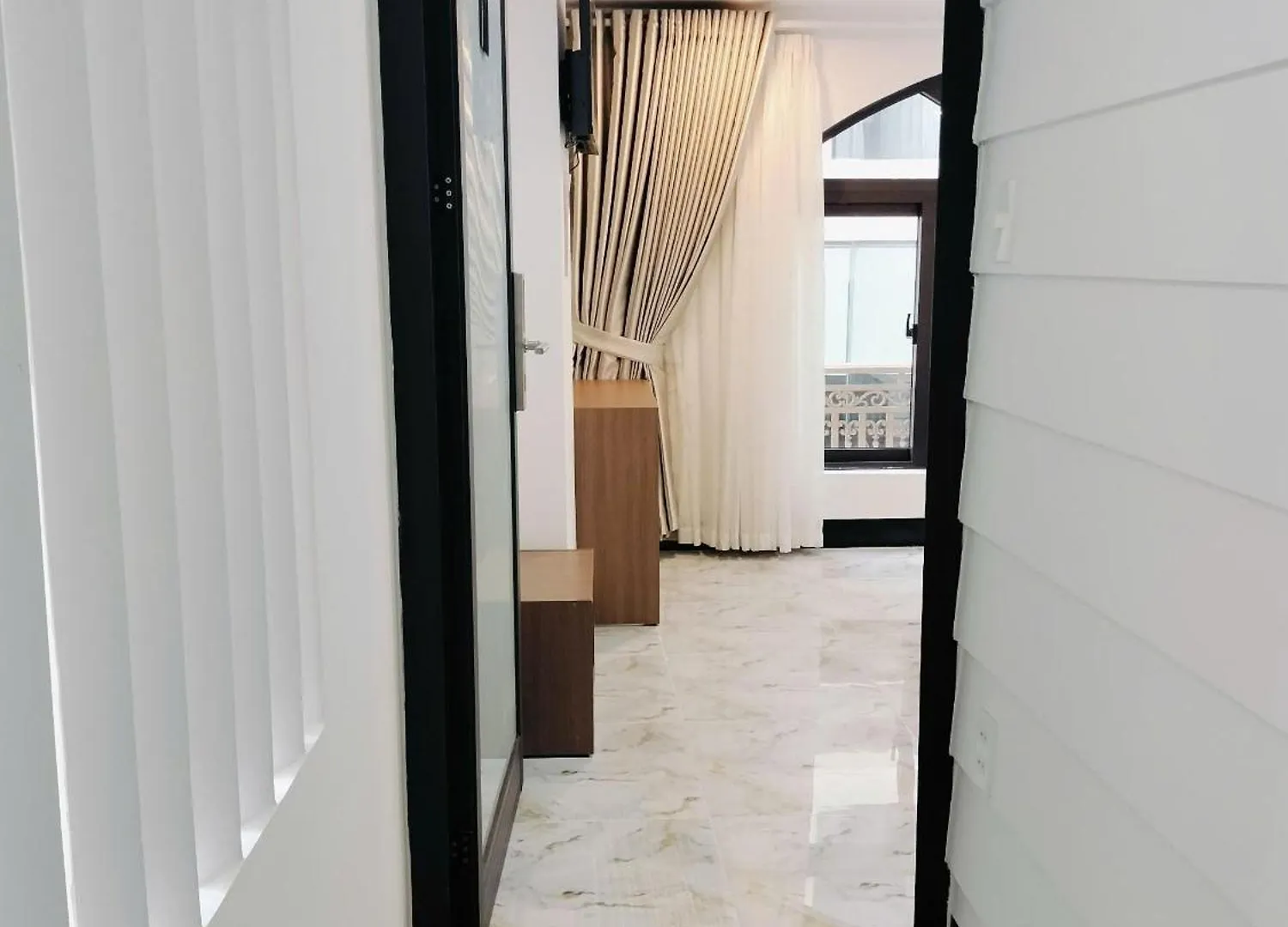 Ariana Hotel Nha Trang 2*,  Vietnam