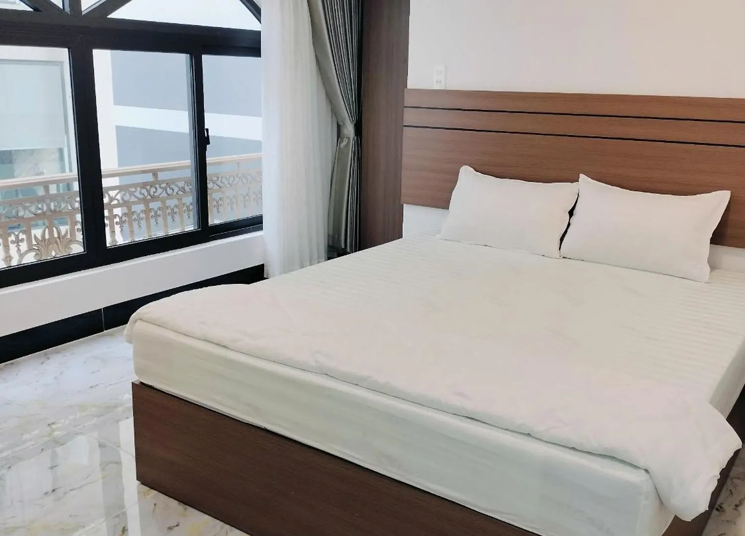 Ariana Hotel Nha Trang 2*,  Vietname